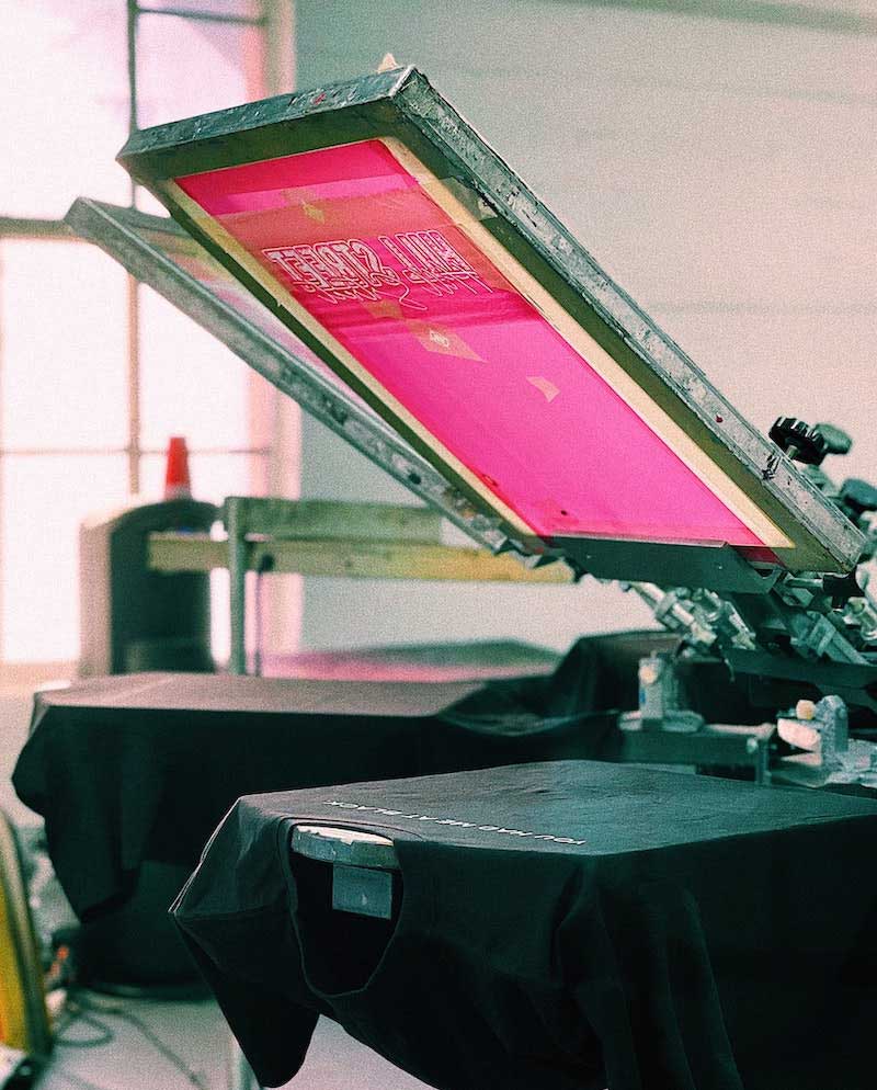 Our workshops for printing our t-shirts are artisanal